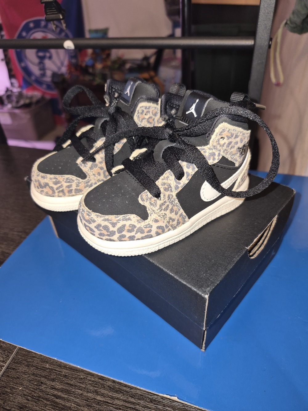 Jordan 1 Retro Mid SE TD